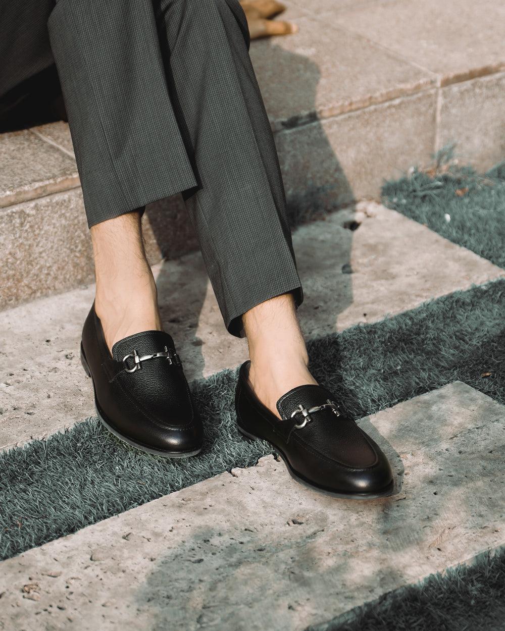 Black Leather Classic Horsebit