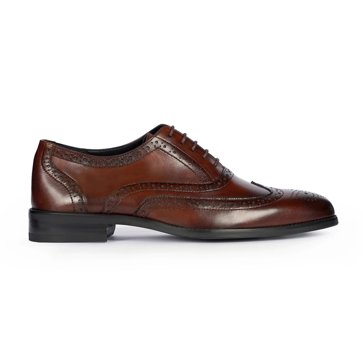 Unisex Signature Sensburg Oxfords styled for everyday wear, Harmain Leathers, genuine leather craftsmanship