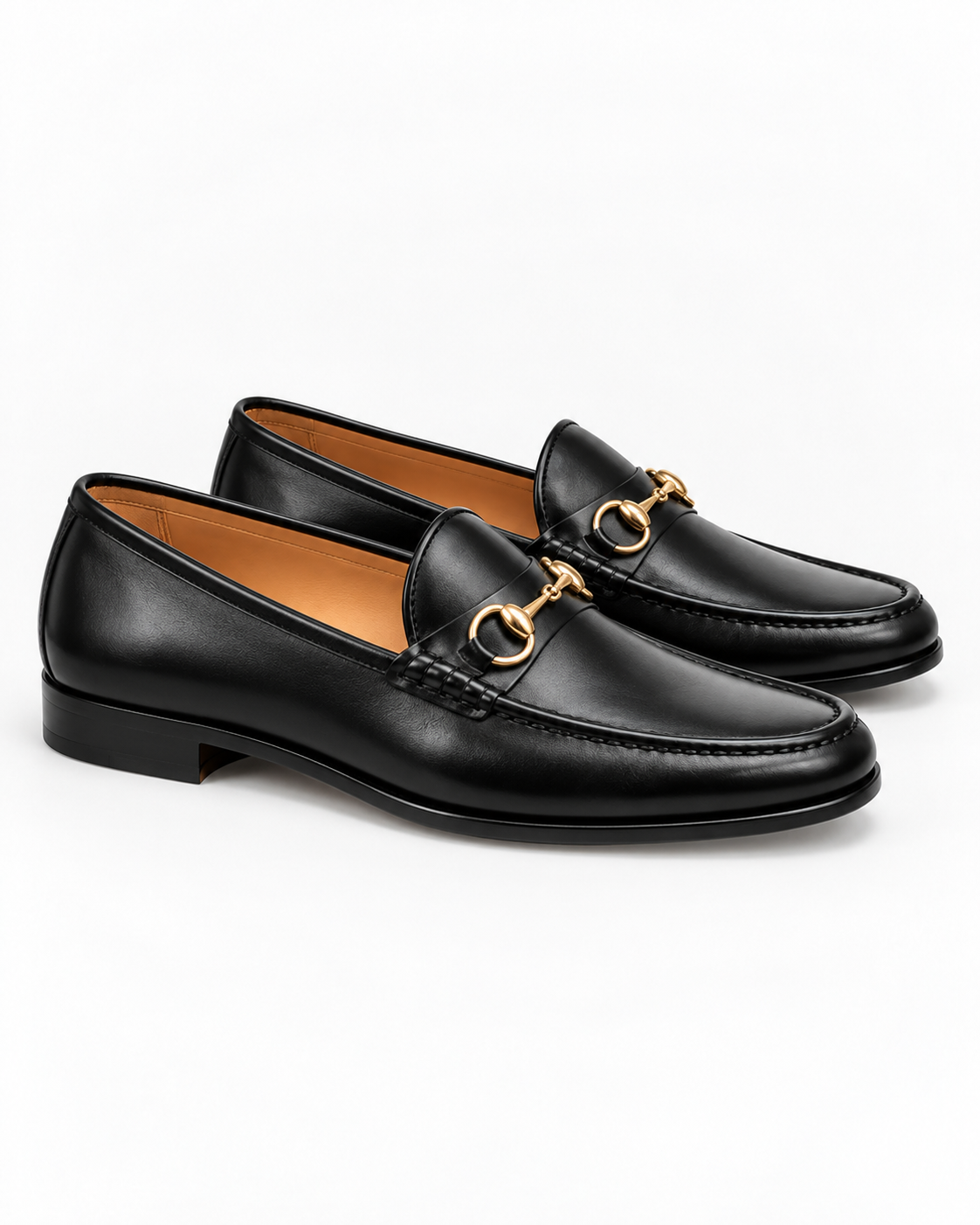 Mocasines con bocado dorado negros