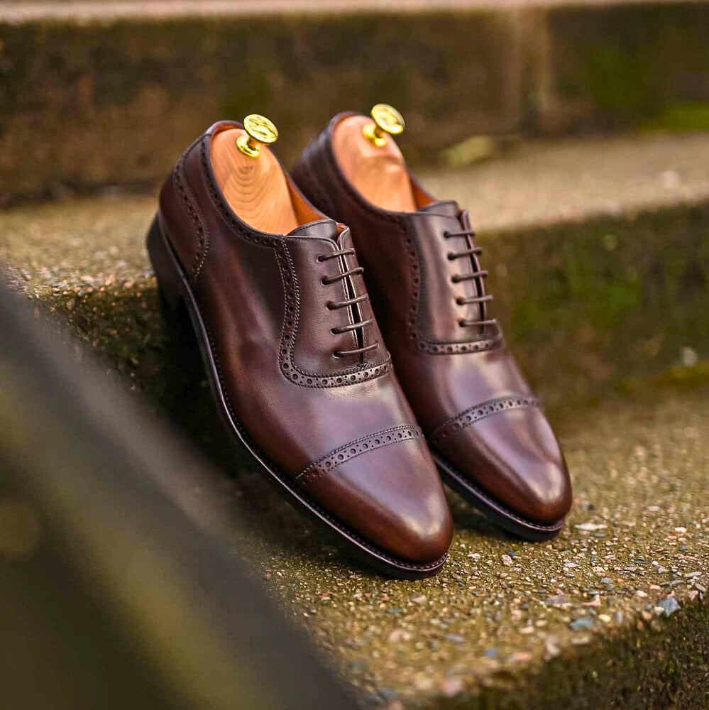 Harmain Leathers Men's Brown Leather Hand-patina Brown Leather Oxford Shoes | Men's Cap Toe, front view