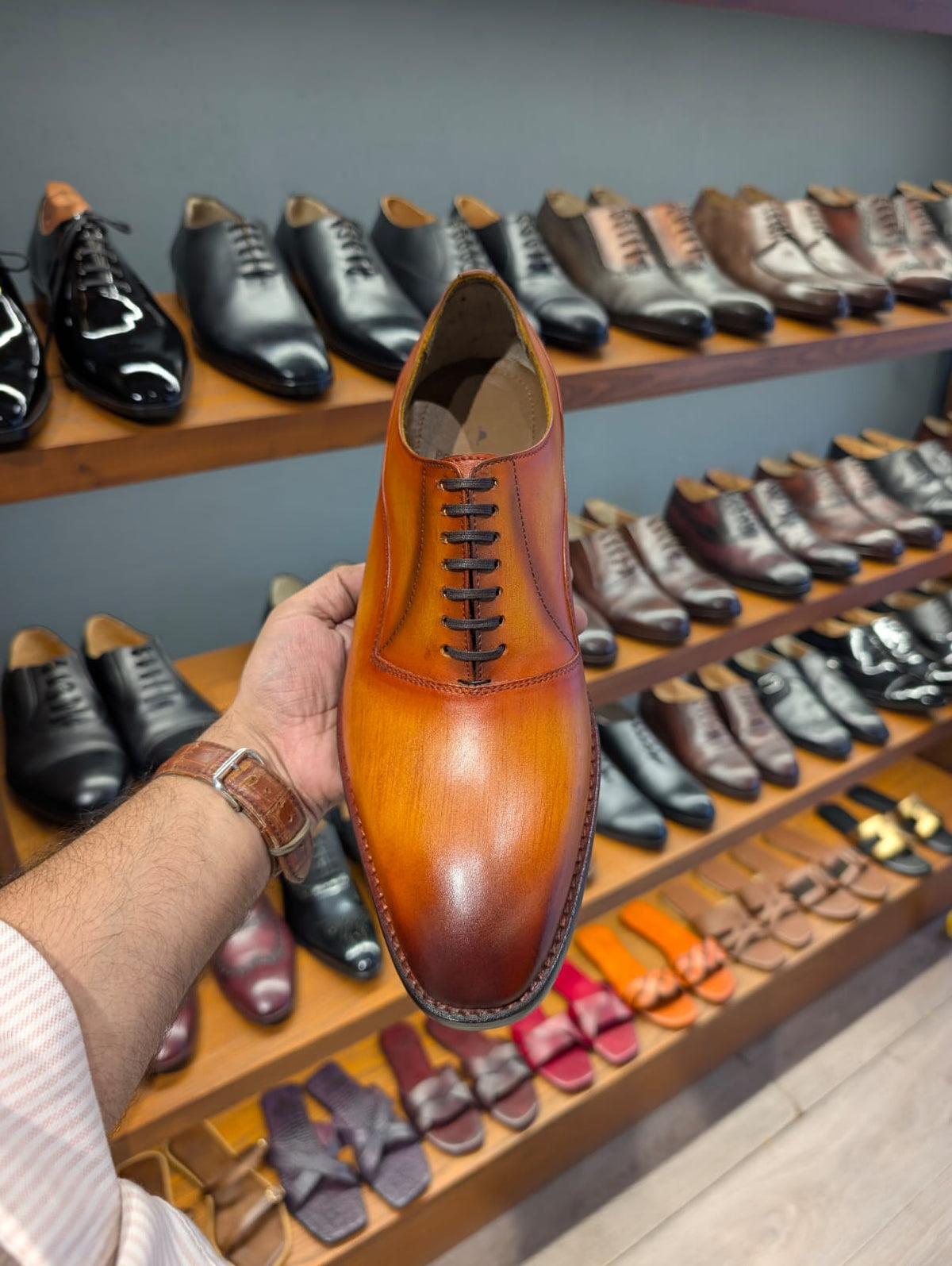 Men's Brown Handcrafted Tan Patina Leather Oxford Shoes styled for dress wear, Harmain Leathers