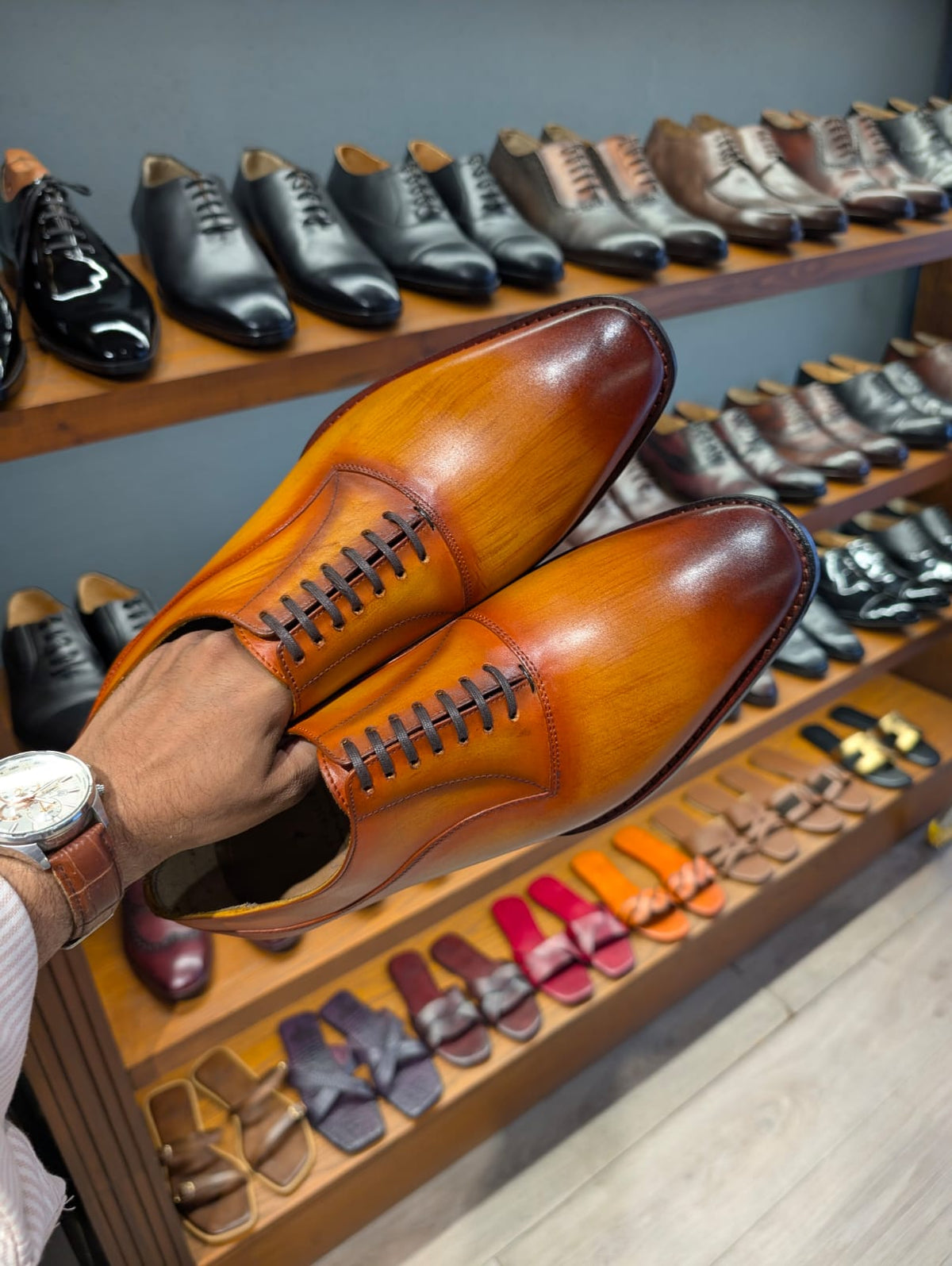Harmain Leathers Men's Brown Leather Handcrafted Tan Patina Leather Oxford Shoes, front view