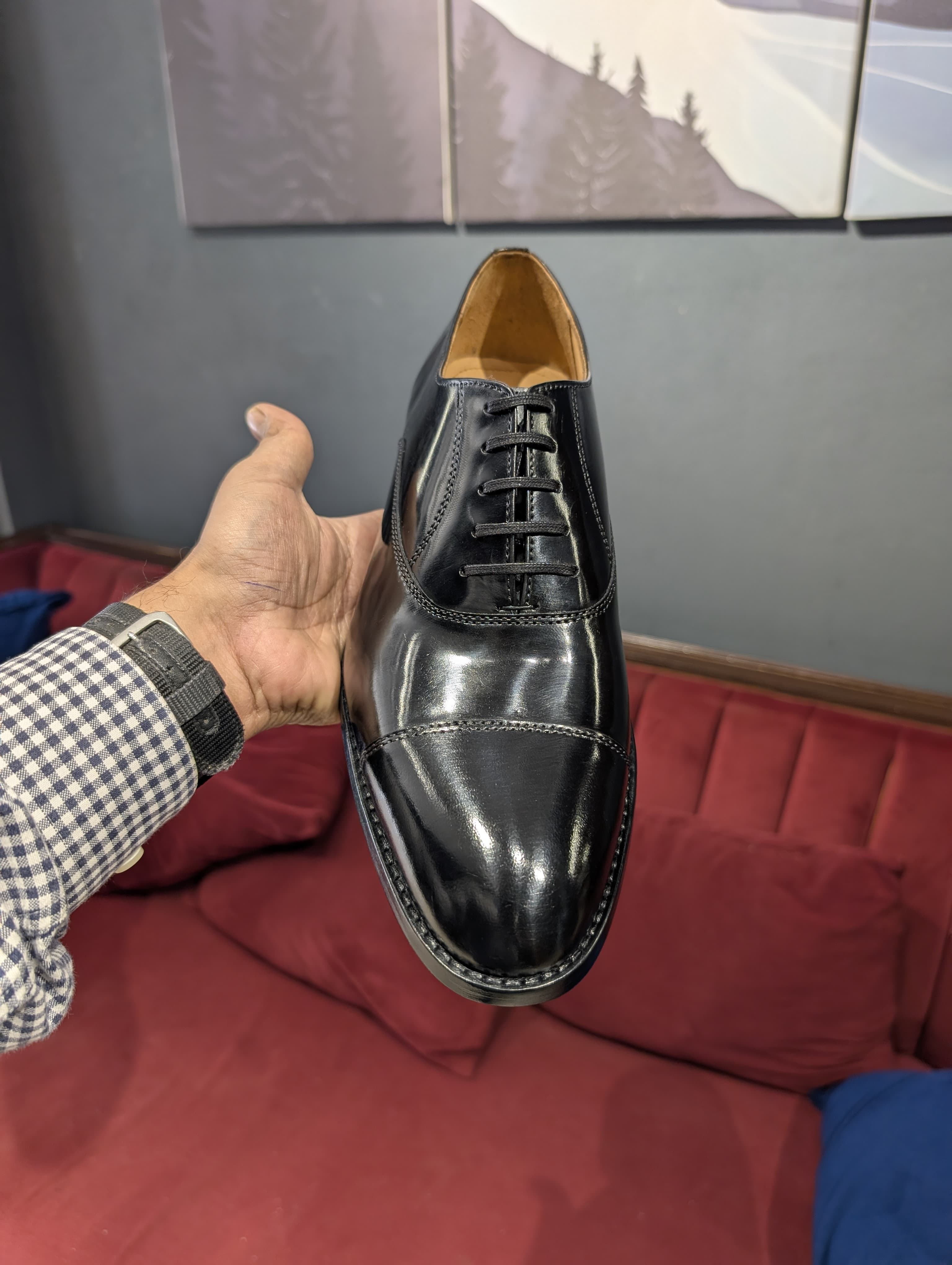 Men's Premium Black Leather Oxford Shoes - Handcrafted Toe Cap Formal Dress Shoes