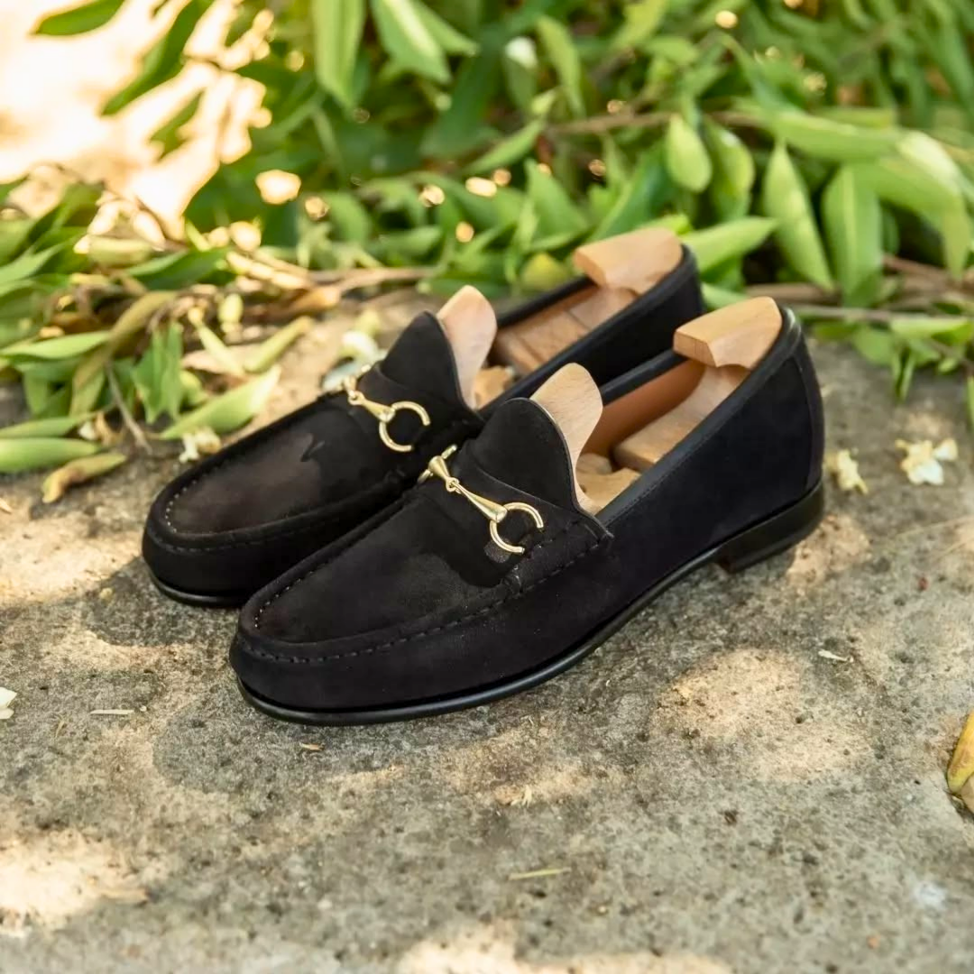 HORSEBIT-LOAFERS AUS SCHWARZEM WILDLEDER