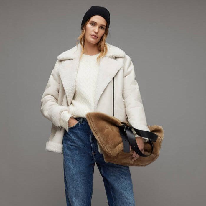 OVERSIZED-LEDERJACKE AUS SHEARLING