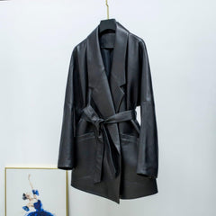 LANGER DAMEN-TRENCHCOAT AUS LEDER MIT GÜRTEL
